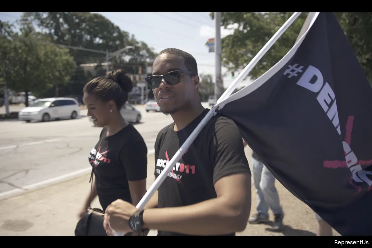 600-miles-50-days-2-feet-a-journey-to-fix-americas-democracy