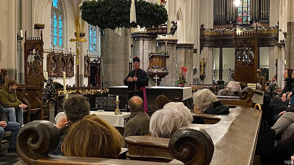 Monseigneur Merkx geeft uitleg
