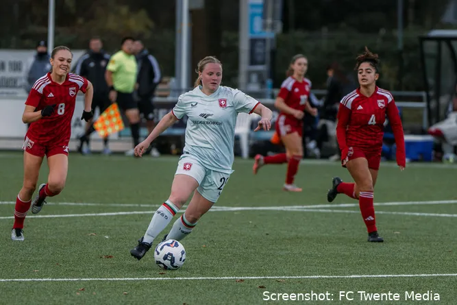 twente vrouwen gibraltar oefen wedstrijd