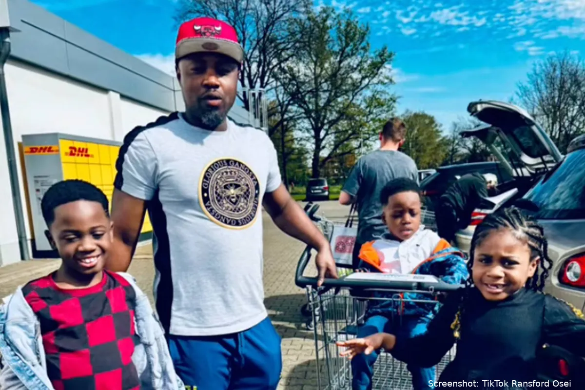 ransford-osei-met-kinderen