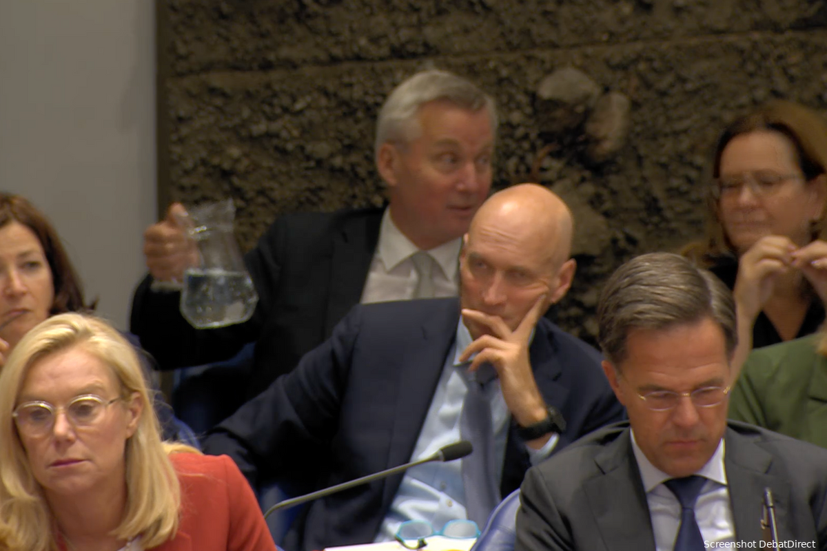 -Michel Mulder- 'Hoe houdbaar is de Haagse politiek nog?'