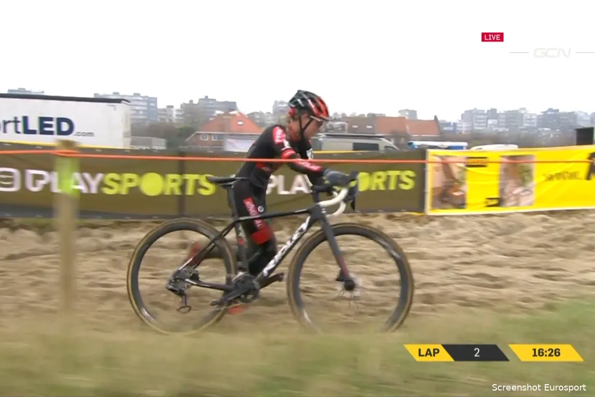 Betsema imponeert met zege in Middelkere, Alvarado en Brand mee op podium