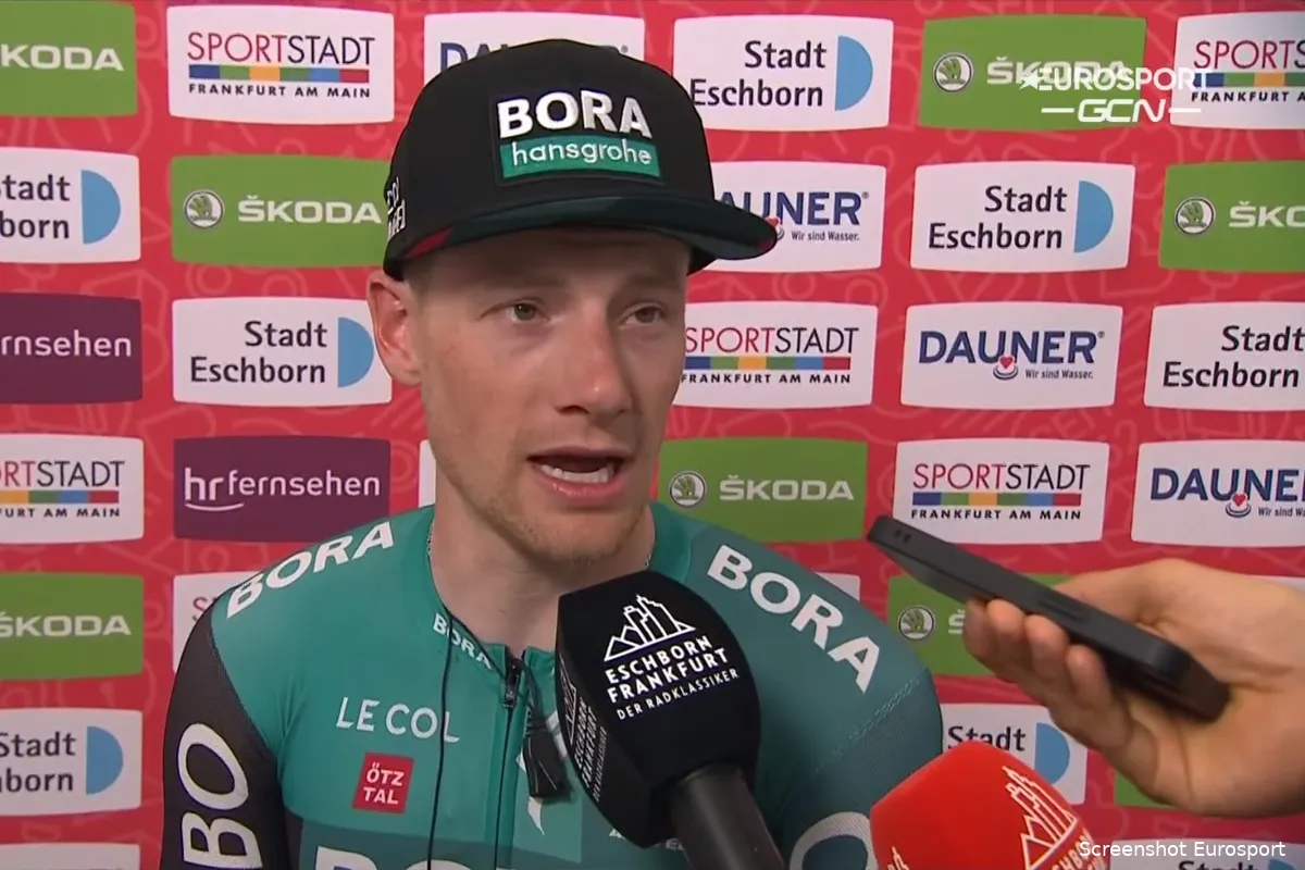 Bennett looft sprintaantrekker Van Poppel: 'Hij timede de lead-out perfect'