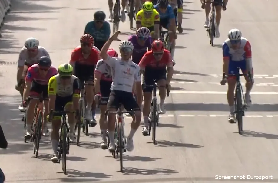 Tesson bezorgt St Michel - Auber93 waanzinnig succes met sprintzege in Vierdaagse van Duinkerke