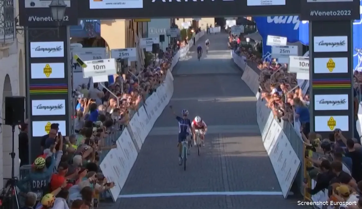 Ferrand-Prévot kroont zich na wereldtitels op weg, veld en mtb ook op gravel tot wereldkampioene