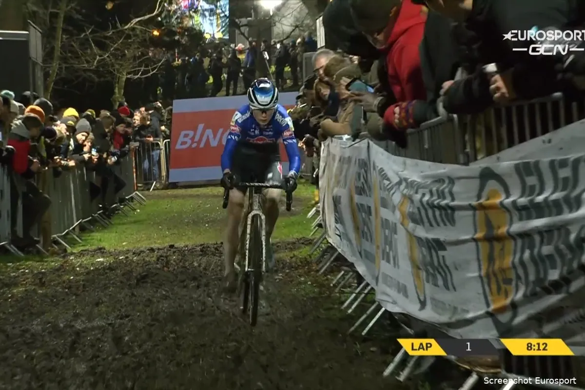 Pieterse countert inhaalrace Van Anrooij in Diegem met sprong over de balken