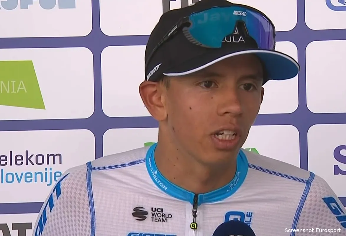 Verrassing Peña wilde eigenlijk wachten op gecrashte Zana: 'Ploeg vertelde me om voor ritzege te gaan'