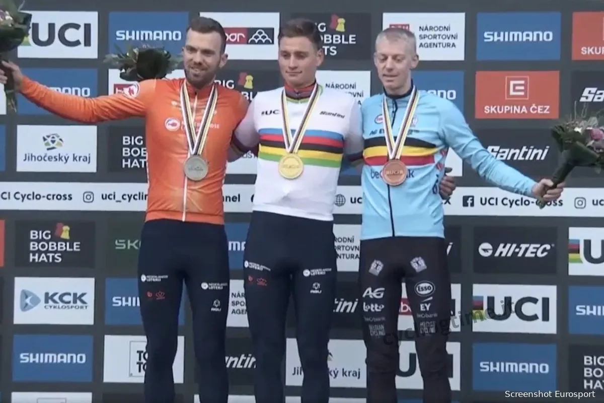 wk podium nieuwenhuis van der poel vanthourenhout