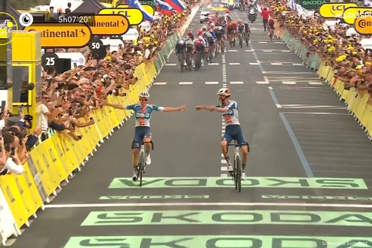 Romain Bardet and Frank van den Broek pull off amazing stunt in Tour de France opening stage