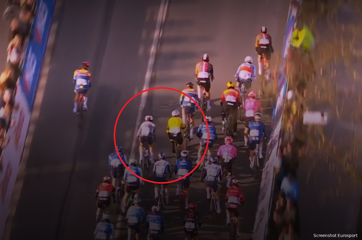 Positief verraste Philipsen 'verkloot' sprint, volgens hem door Van Aert en gebrek aan belangrijke kwaliteit