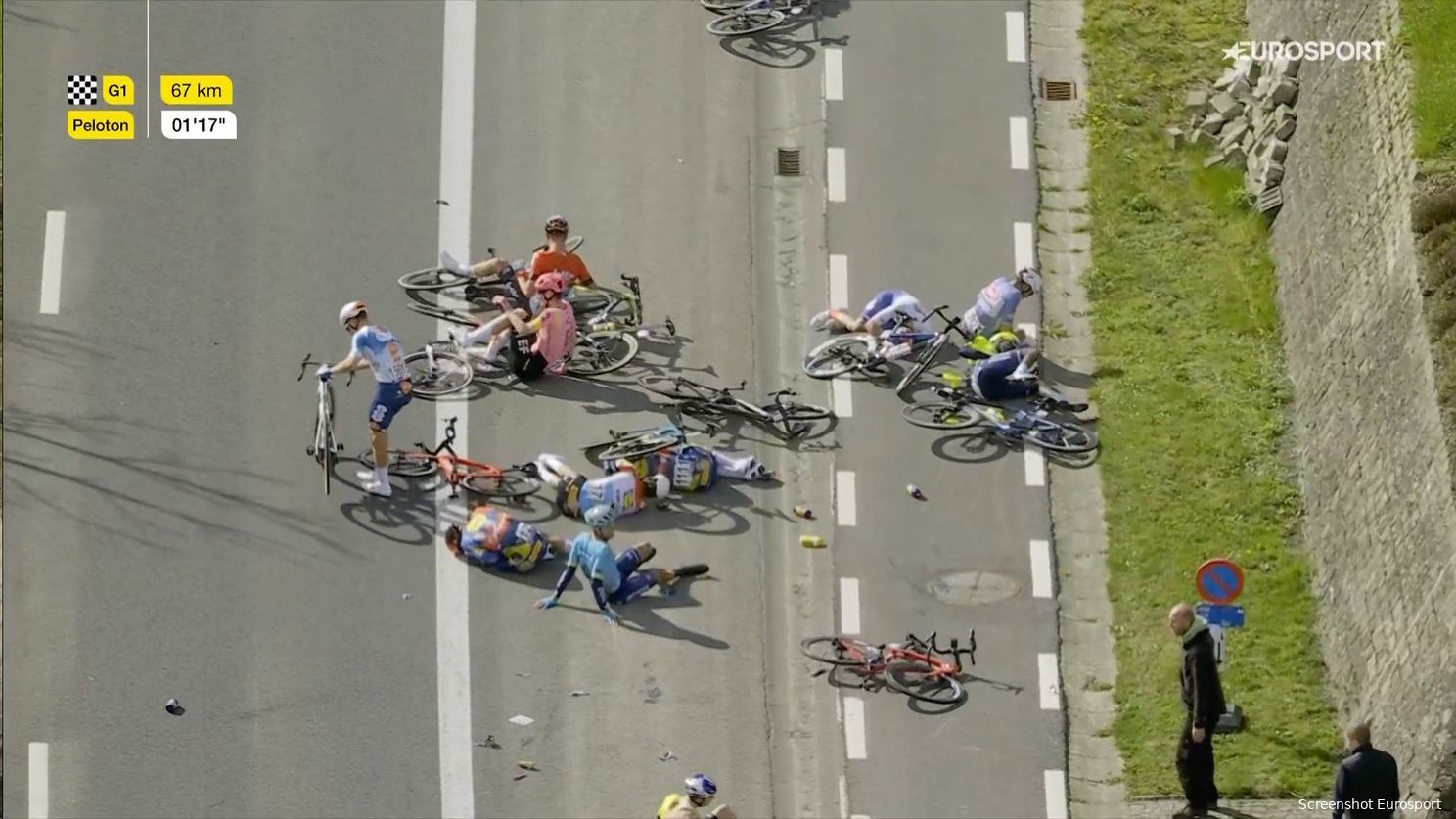 "Every year, we all race down there with clenched buttocks, at speeds that are outrageous"; the peloton on the descent