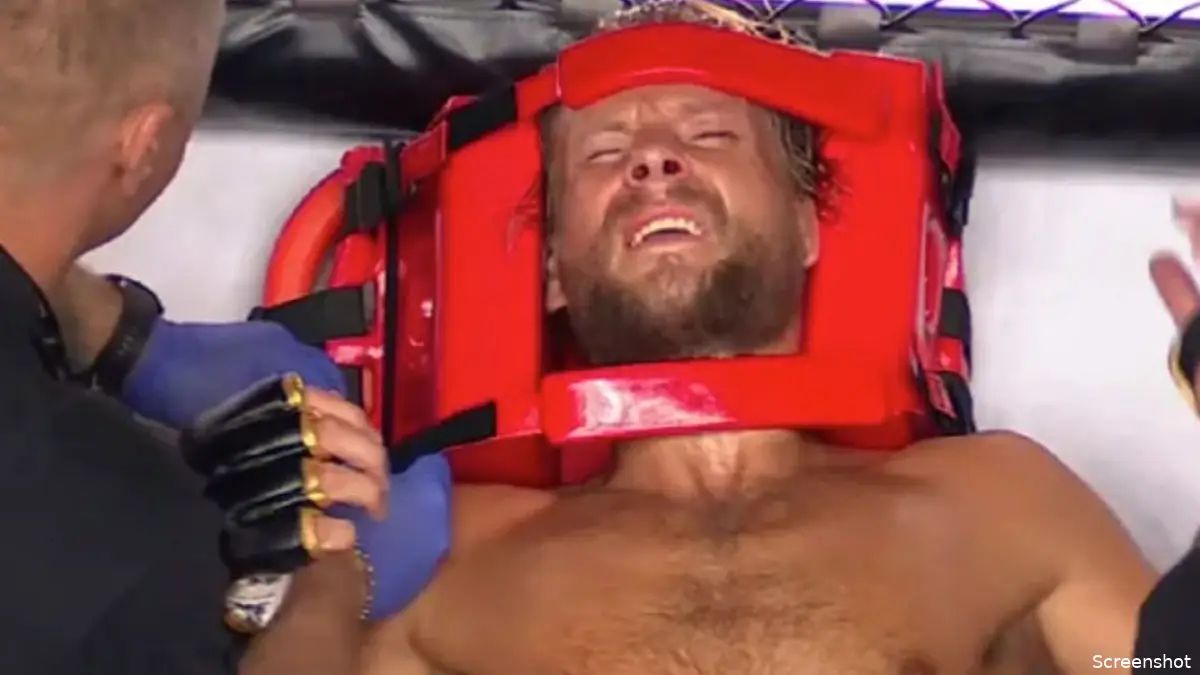 Mma Rapper 🎥 Bekende acteur krijgt pak slaag van rapper in MMA-gevecht! 'Op ...