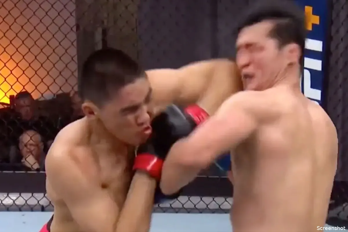 KO-Alert! Chinees Nueraji sloopt Koreaan Kim met brute staande elleboogstoot