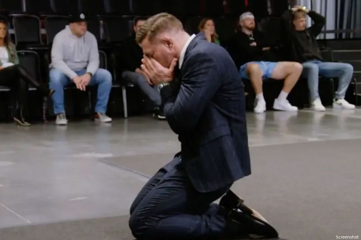 Episode 7 van The Ultimate Fighter 31: Conor McGregor trapt deelnemer keihard onderuit! 'zelfmoordpoging'