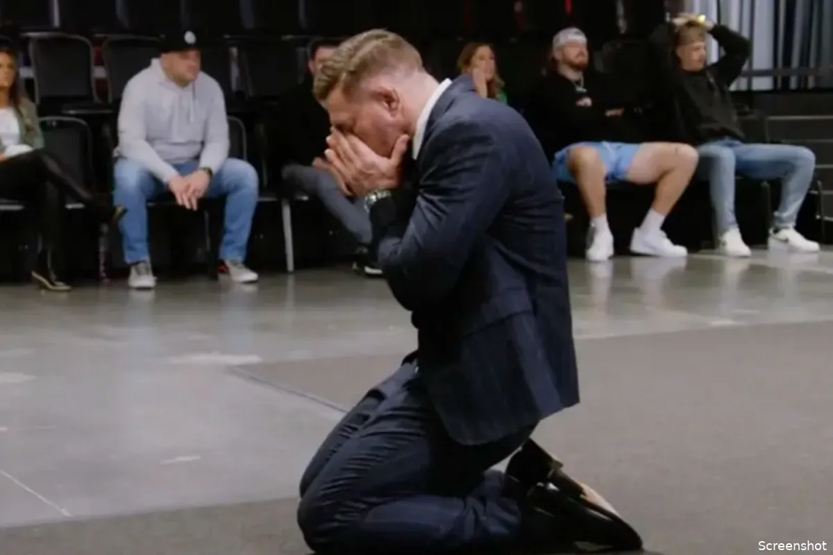 Episode 7 van The Ultimate Fighter 31: Conor McGregor trapt deelnemer keihard onderuit! 'zelfmoordpoging'