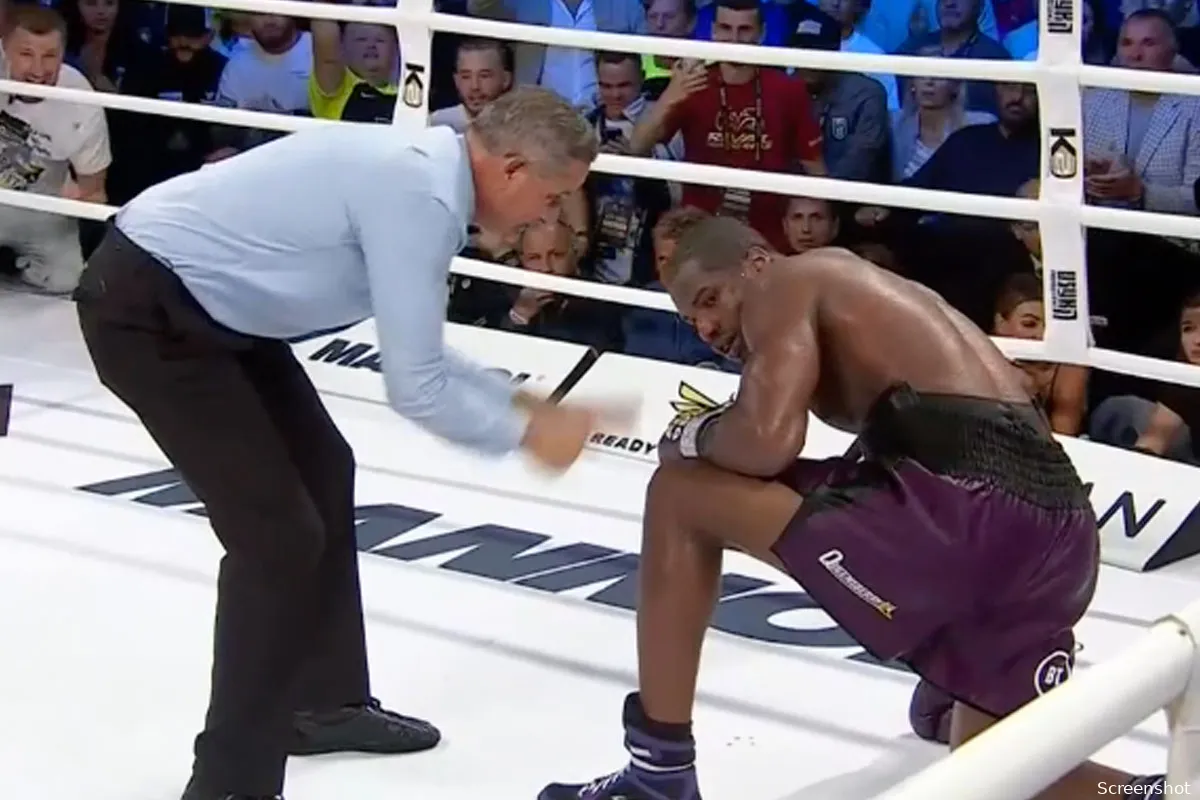 Trainer van topbokser Daniel Dubois dreigt! 'Ik sla iedereen de bek dicht'