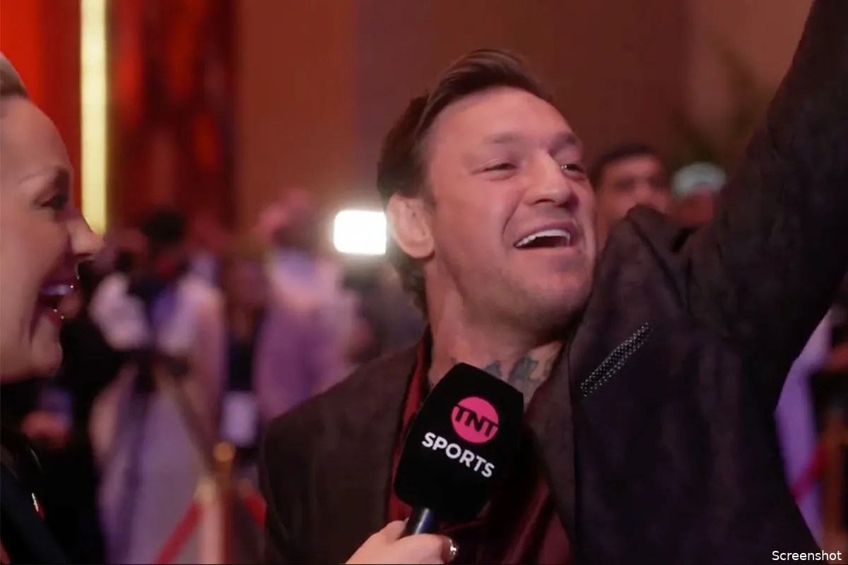 🎥 | Conor McGregor geeft nu zelf live UFC comeback datum: 'Ik wilde eerder vechten'