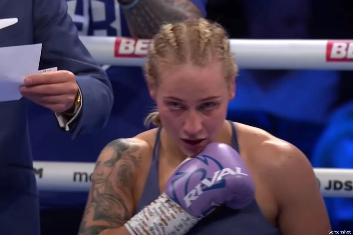 'Dit is levensgevaarlijk!' Ebanie Bridges haalt uit naar omstreden boksbeleid en domme fans
