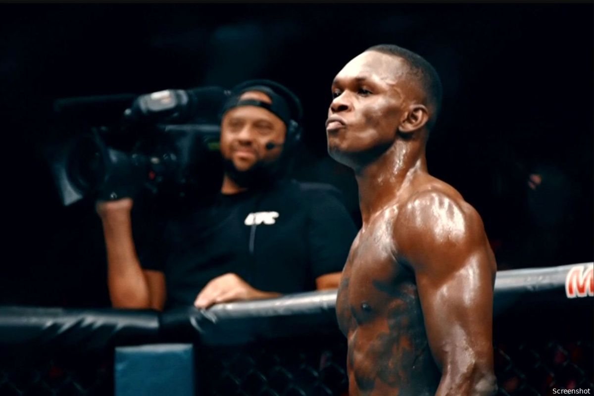 UFC-ster Israel Adesanya klaar voor comeback: 'Datum en tegenstander'