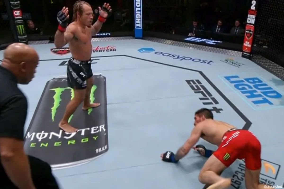 🎥 'Staande knock-out!' UFC sensatie McGhee verpletterd rivaal Bolanos