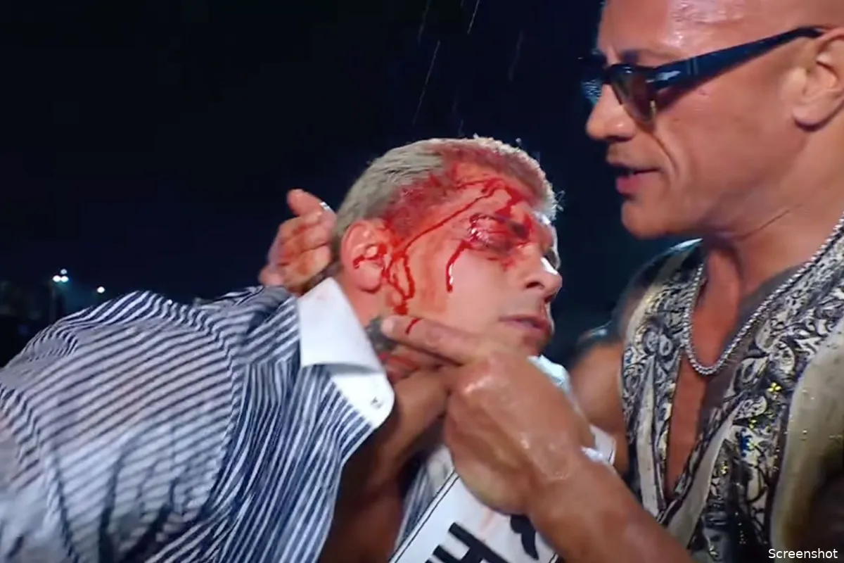 The Rock mishandeld Cody Rhodes in backstage video en gooit script omver