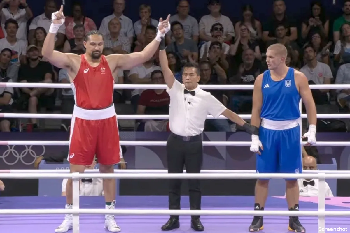 Boksreus weigert haar te knippen: Verplettert rivaal in Parijs