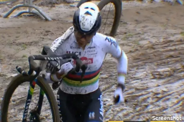 EK veldrijden: Nederland zonder Van der Poel, vrouwen met sterrenploeg