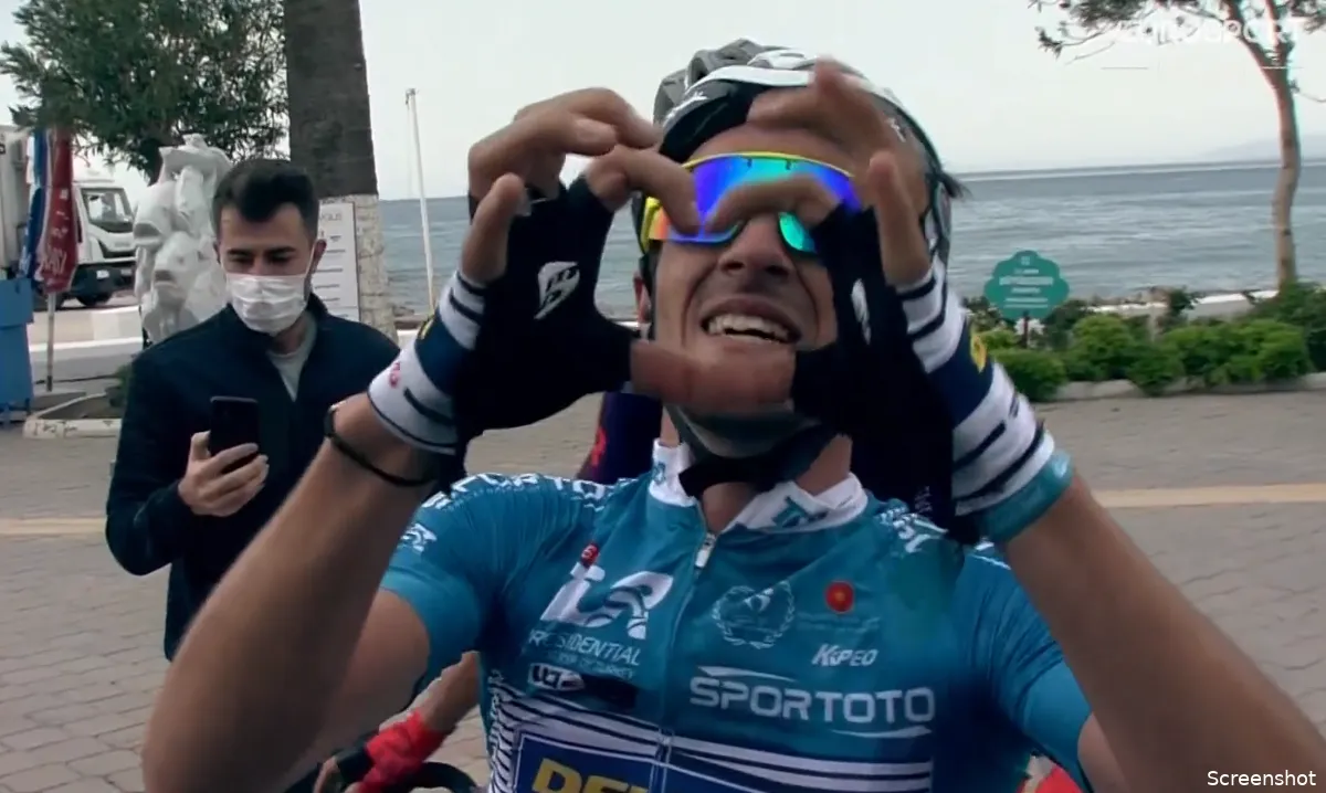 Reacties Ronde van Turkije | Díaz in tranen na overwinning: 'Heel blij met deze zege'