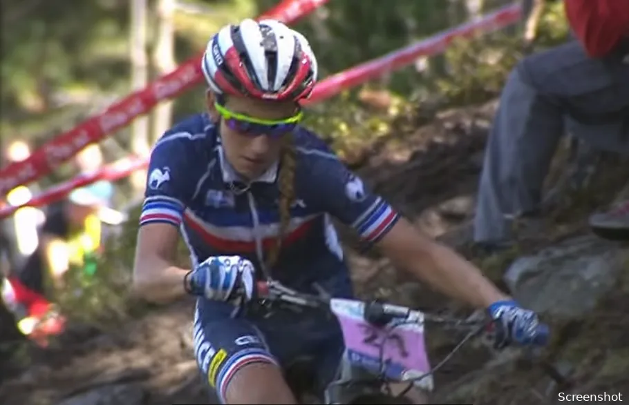 Ferrand-Prevot en Gaze grijpen wereldtitel shorttrack mountainbiken in Les Gets
