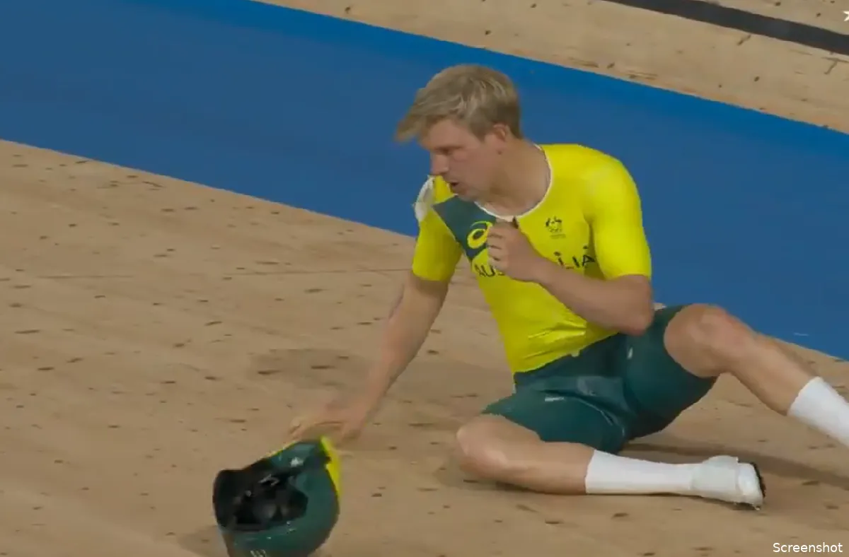 Zien om te geloven: stuur Australische baanwielrenner breekt af aan 60 km/u