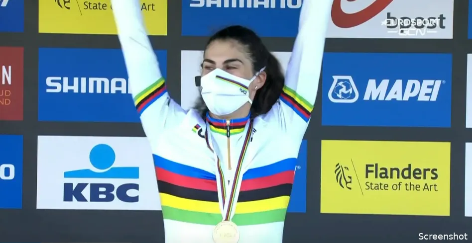 Balsamo vol ongeloof na winnen wereldkampioenschap: 'Mijn team was zo, zo goed'