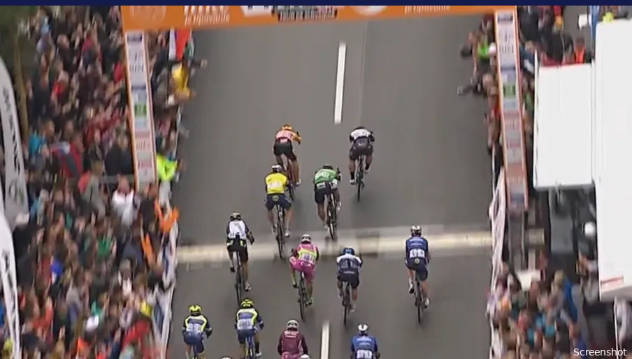 Halvorsen verschalkt Groves na fotofinish in Slowakije, Sagan derde en nieuwe leider