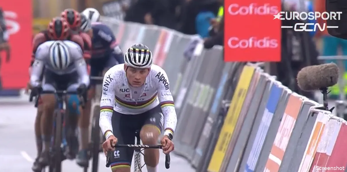 Alpecin-Fenix spreekt van 'mindere dag' Van der Poel: 'Kan gebeuren'