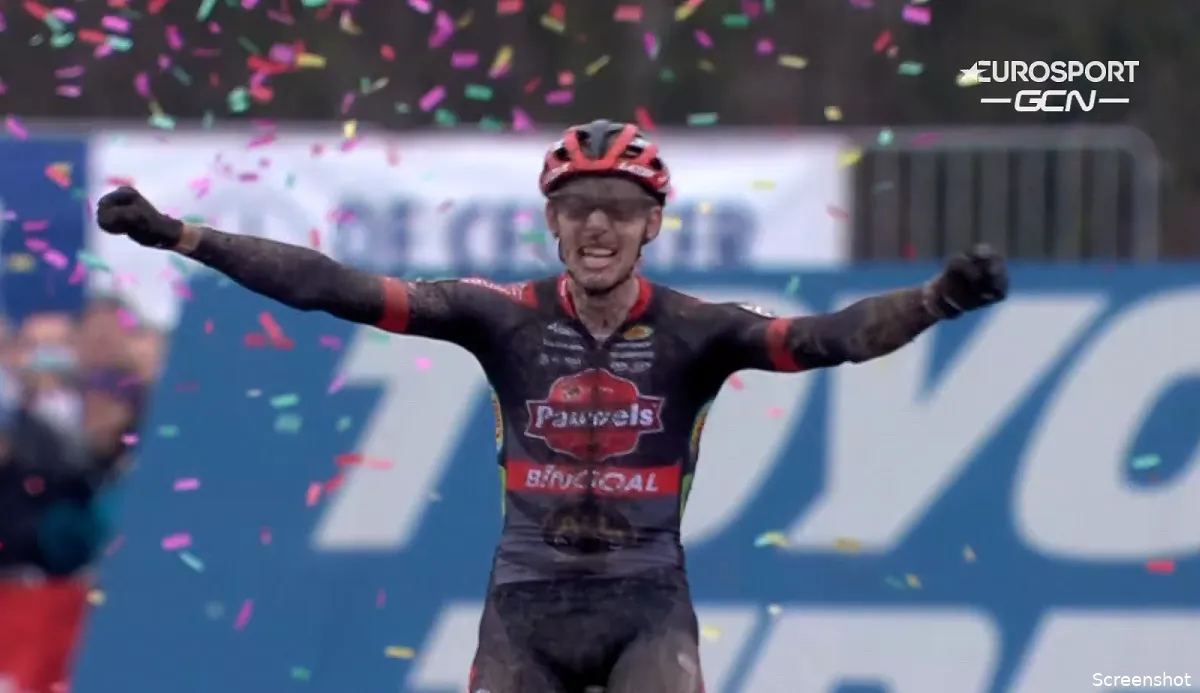 Reacties Wereldbeker Namen | 'Gevaarlijke afdalingen' en 'mooiste zege ooit'