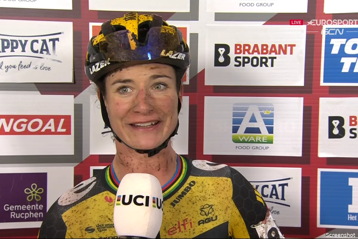 Winnares Vos blij met zege na intens spektakelstuk: 'Het was hard tegen hard'