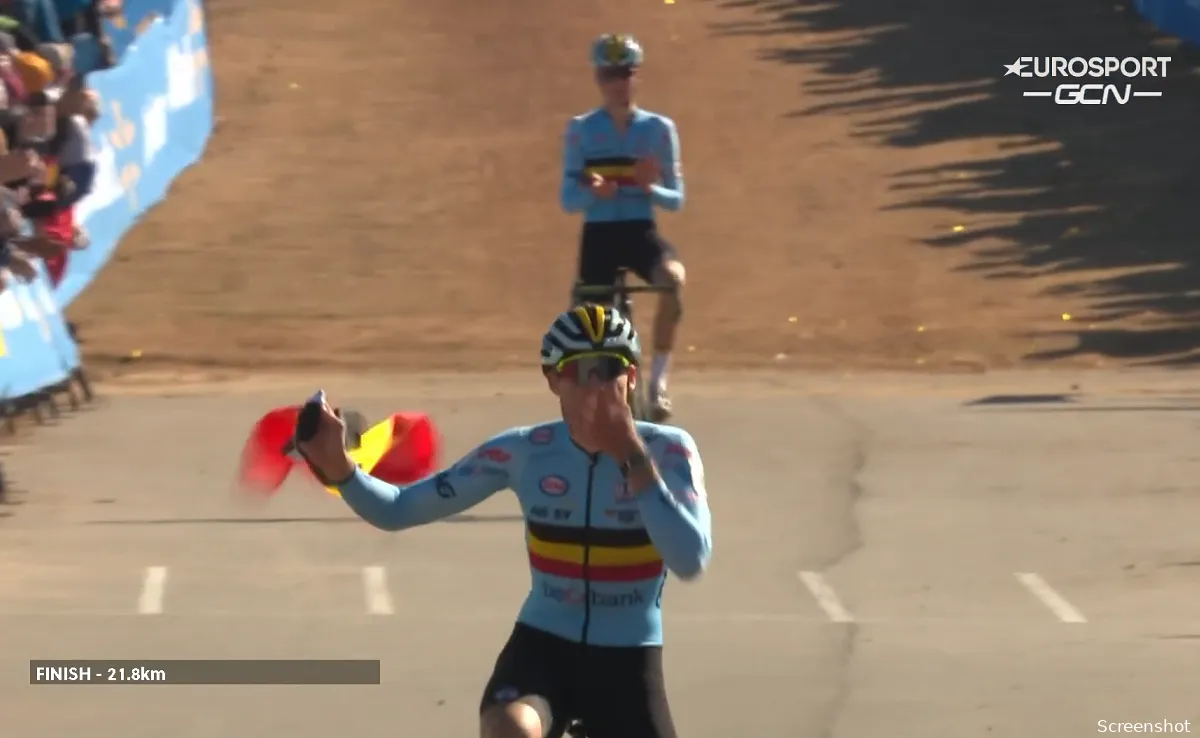 Volledig Belgisch podium bij WK veldrijden voor beloften; Wyseure pakt het goud