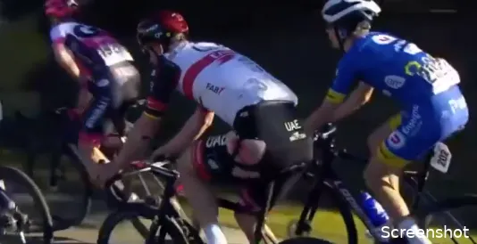 Slechte Bessèges-start voor Pascal Ackermann: Duitser komt ten val in openingsrit