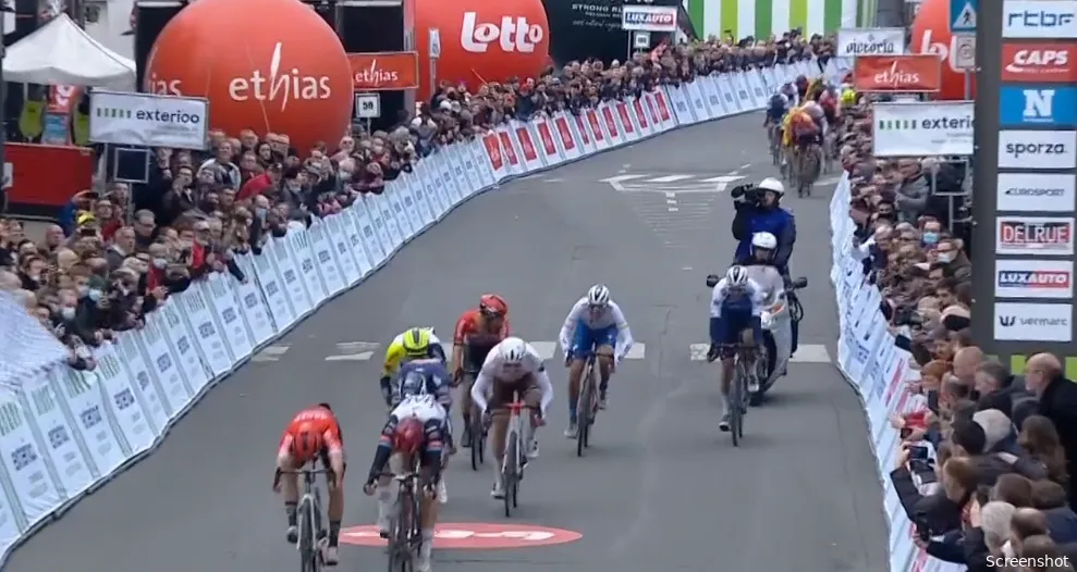 Trentin boekt eerste zege van het seizoen in boeiende finale van Le Samyn