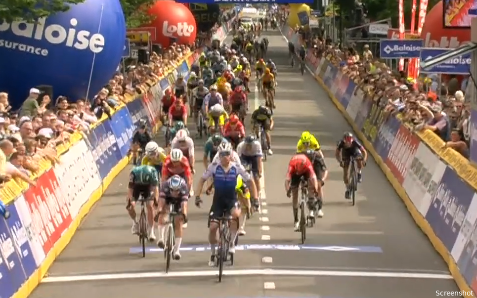 Jakobsen wint slotrit Baloise Belgium Tour, Schmid eindwinnaar na felbevochten Gouden Kilometer