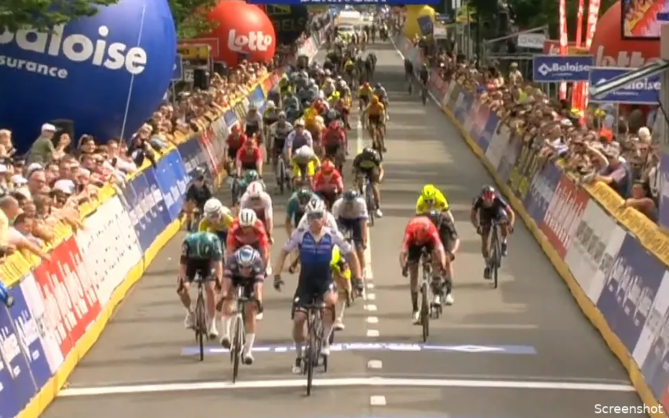 Jakobsen wint slotrit Baloise Belgium Tour, Schmid eindwinnaar na felbevochten Gouden Kilometer