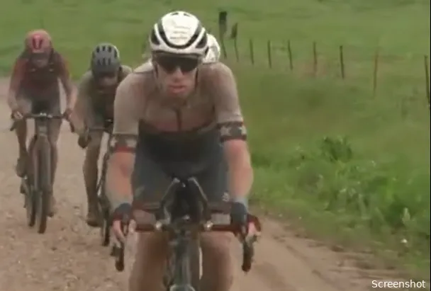 Ivar Slik kan titelprolongatie Unbound niet verwezenlijken: '310 kilometer op de 11 moeten rijden'