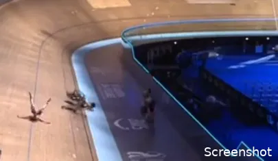 🎥 Nederlander Eefting botst tijdens training TCL vol op Colombiaanse sprintkoploopster Bayona