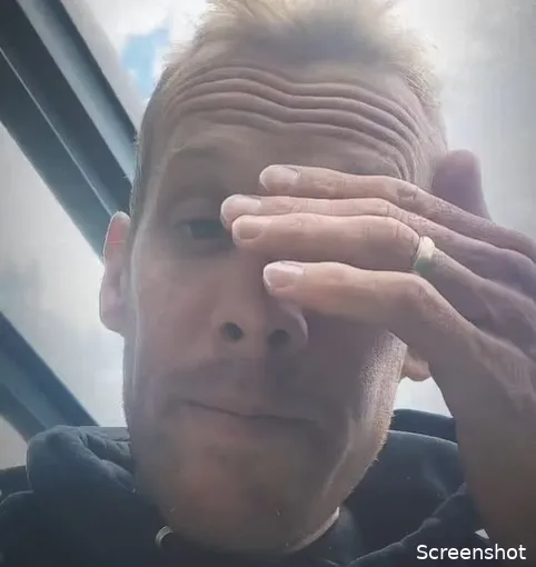 De Marchi haalt uit naar 'idioten' op Italiaanse wegen: 'Voelde de auto langs mijn elleboog strijken'