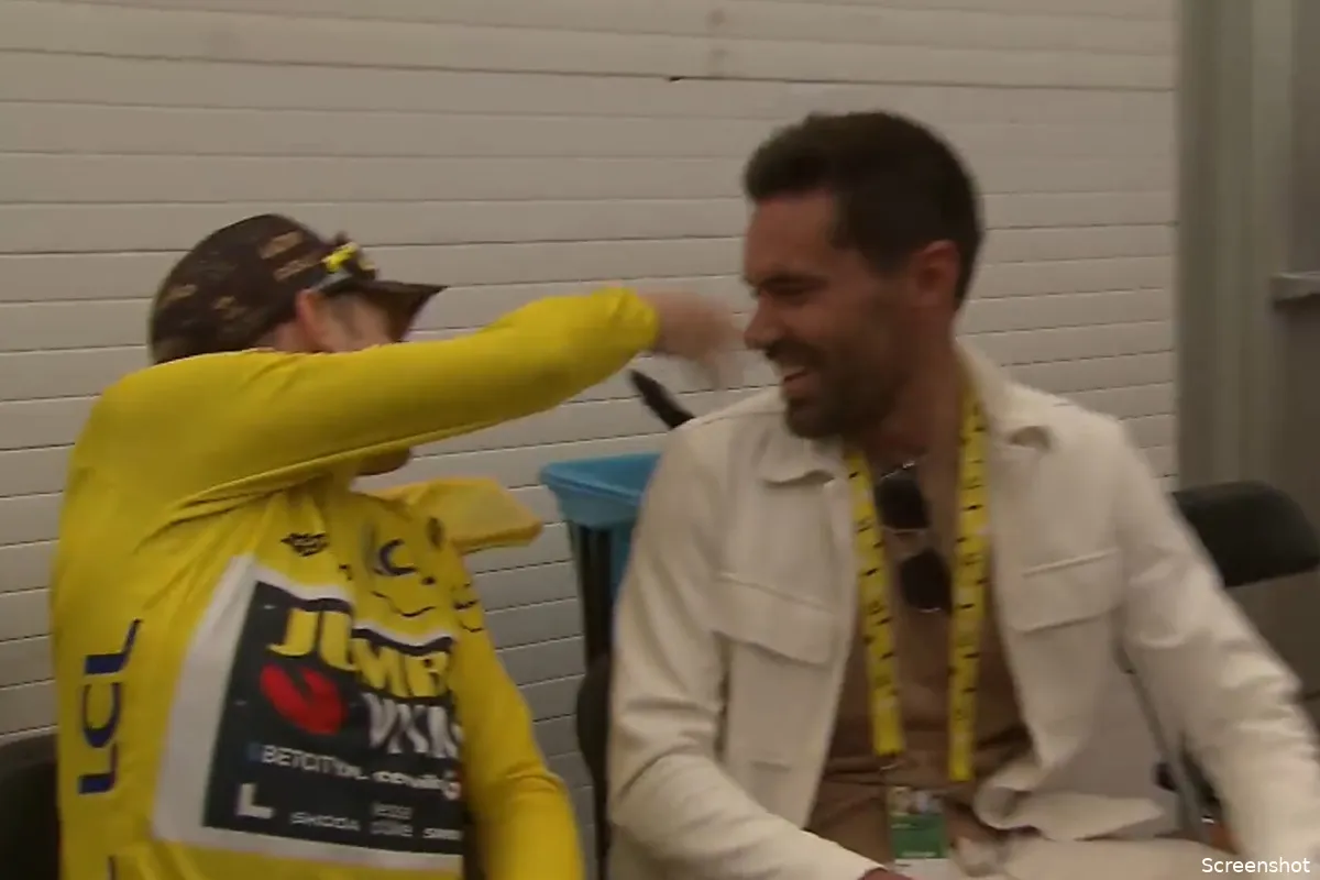 🎥 Vingegaard heeft er heel even geen zin meer in en gooit NOS-microfoon in de kliko