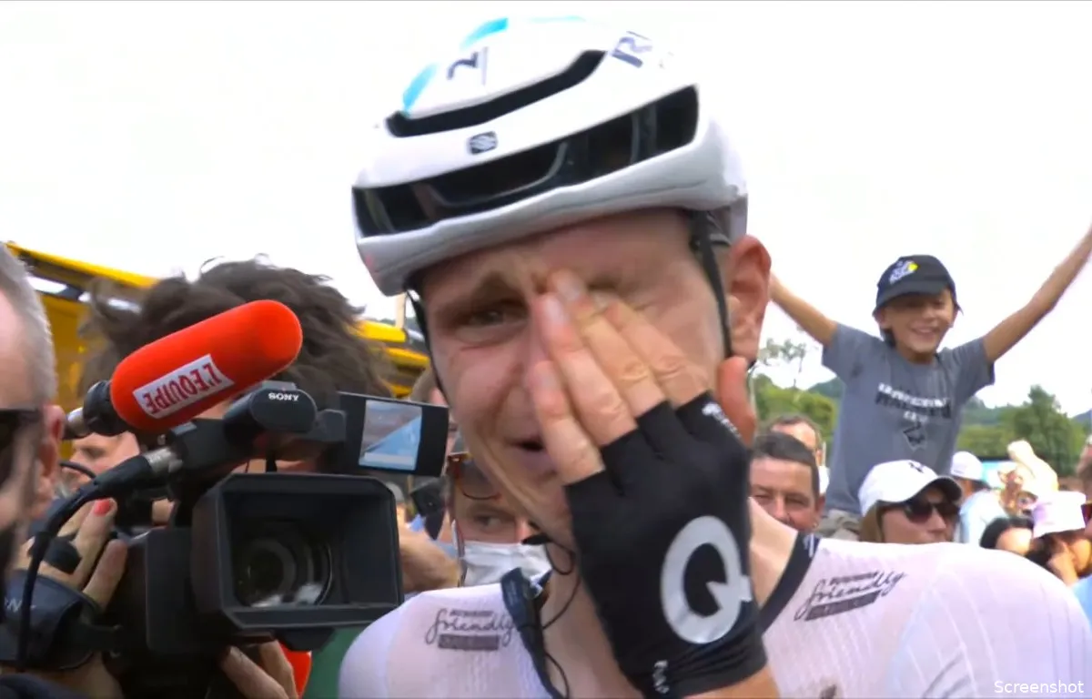 Winnaar Mohoric voelt zich bijna schuldig tegenover 150 collega's: 'Ik heb alle gezichten gezien'