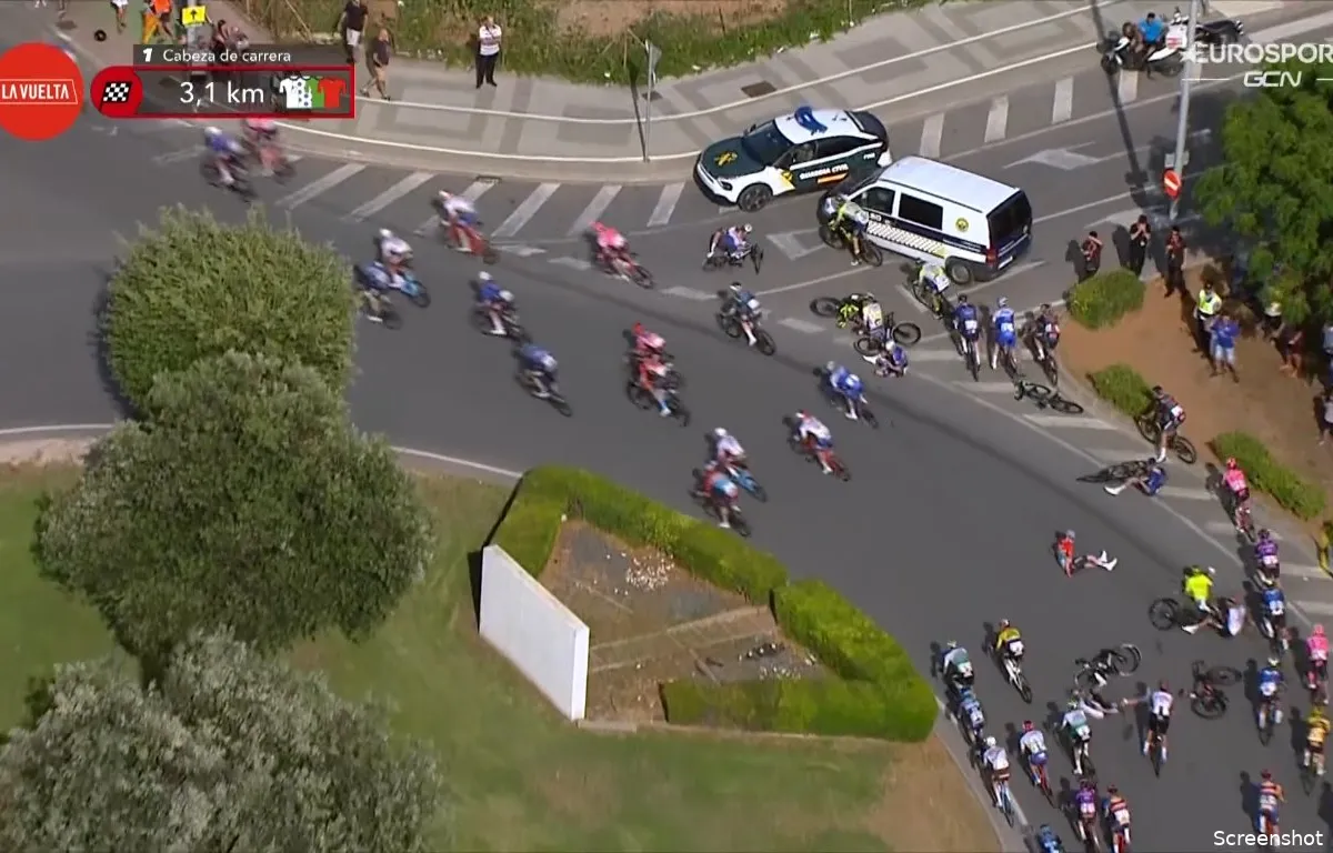 'Super gemotiveerde' Molano na valpartij langs de röntgenwagen gegaan: 'Had veel last van mijn pols'