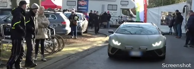 Van der Poel komt opnieuw met blitse Huracan Sterrato aan, rijdt hij de rest even snel aan gort in Gavere?