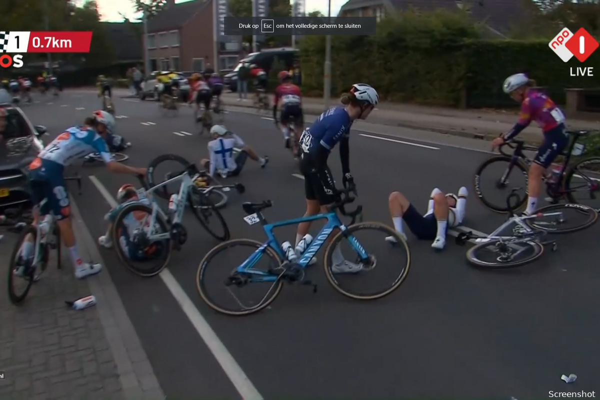 Wiebes voltooit hattrick, maar nare valpartij met Kopecky ontsiert vijfde etappe Simac Ladies Tour