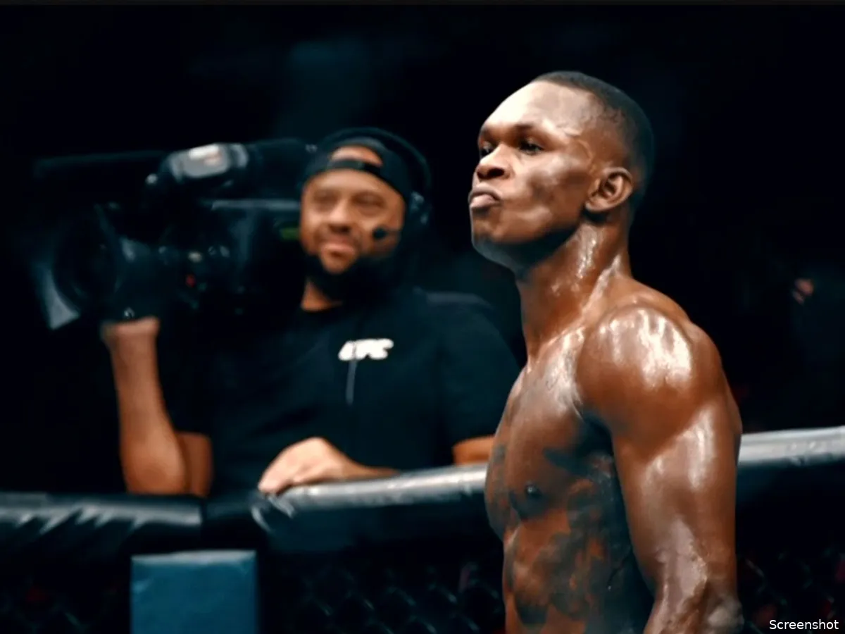 UFC-ster Israel Adesanya klaar voor comeback: 'Datum en tegenstander'