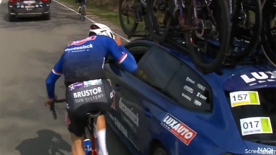 Jasper Philipsen voert zegeteller Alpecin-Deceuninck verder op met fenomenale zege in Scheldeprijs